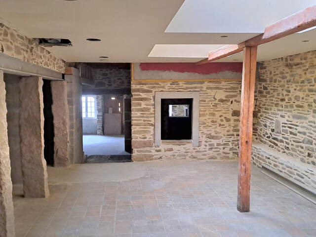 Maison en pierres, Immeuble en Pierres_Divers Projets — photo du bien