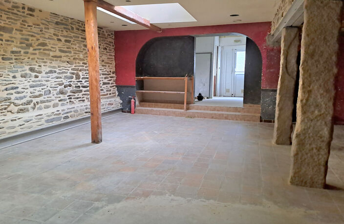 Maison en pierres, Immeuble en Pierres_Divers Projets — photo 5