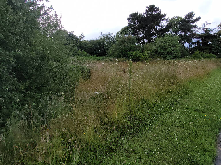 RARE à la vente, terrain plat 2700m2 constructible, côté mer — photo 1