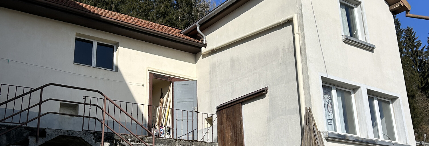 Maison 9 Pièces 168 m² à vendre à Les Fins (25500)