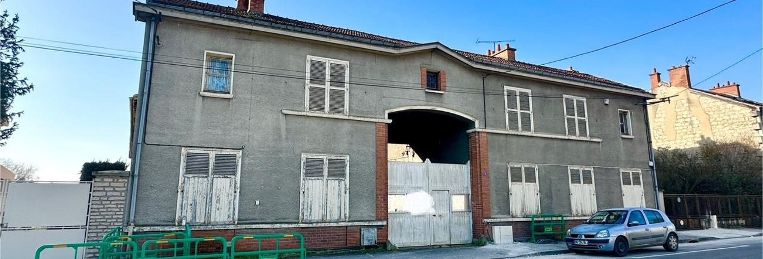 Immeuble  1735 m² à vendre à Vitry-le-François (51300)