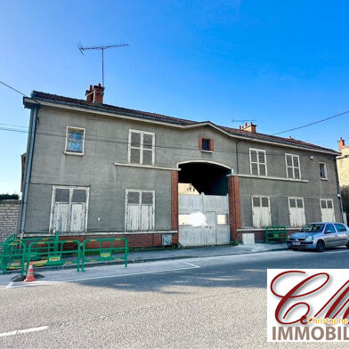 Immeuble  229000 €