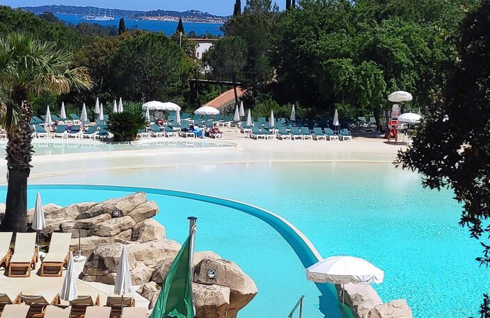 EXCLUSIVITÉ -2 pièces 27 m² - VUE MER et Saint-Tropez Les Restanques. — photo 2