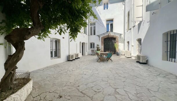 H&ocirc;tel particulier 10 pièces  à vendre Ille-sur-Têt 66130