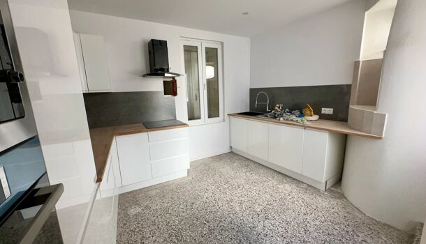 H&ocirc;tel particulier 10 pièces  à vendre Ille-sur-Têt 66130