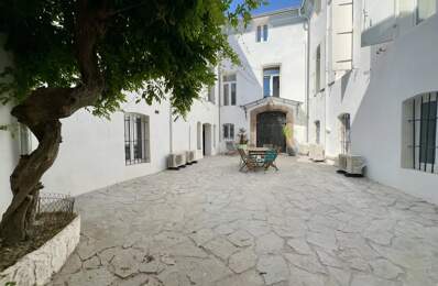Immeuble Hotel particulier, 6 chambres, 3 salles de bains — photo du bien