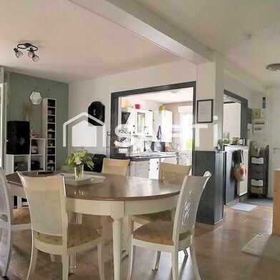 Maison 6 pièces 180000 €