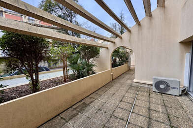 Commerce 3 pièces 220500 €