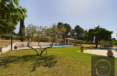 Villa de 145 m2 sur les hauteurs d'eyragues sur un parc de 5 — photo du bien