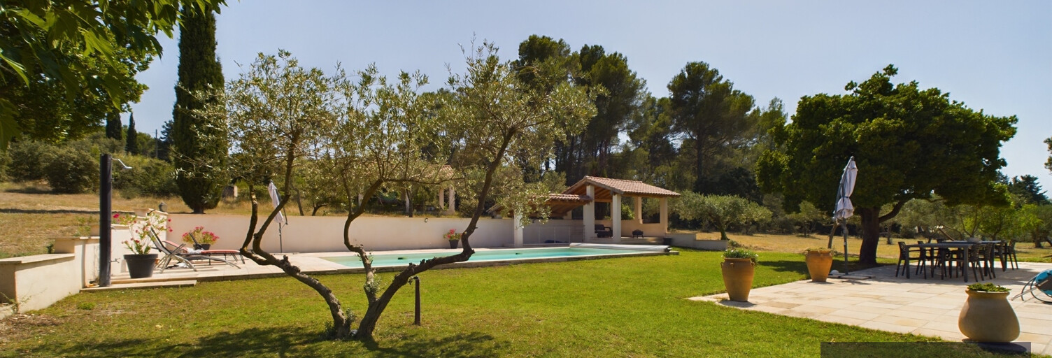 Maison 6 Pièces 145 m² à vendre à Eyragues (13630)