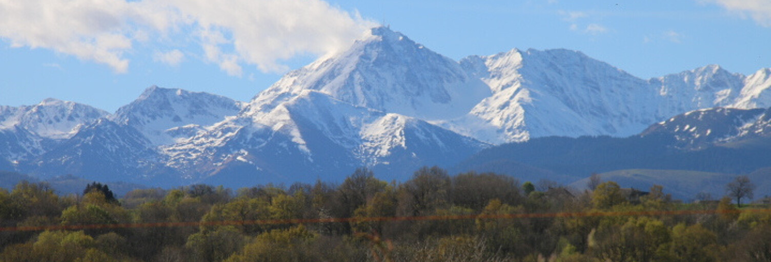 Maison 6 Pièces 250 m² à louer à Momères (65360)