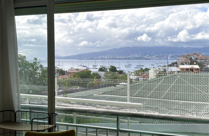 Studio meublé avec vue mer et piscine — photo 3