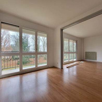 Appartement 3 pièces 750 €