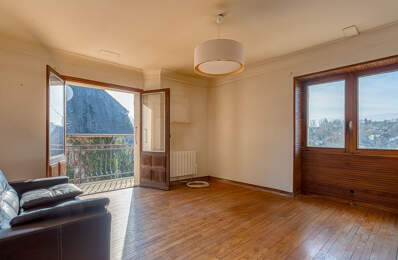 Maison à rénover — photo du bien