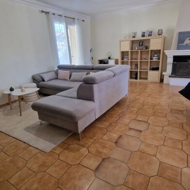 Maison 4 pièces 300000 €