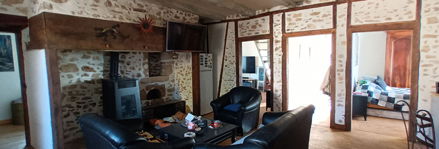 Maison 4 Pièces 88 m² à vendre à Saint-Santin-de-Maurs (15600)