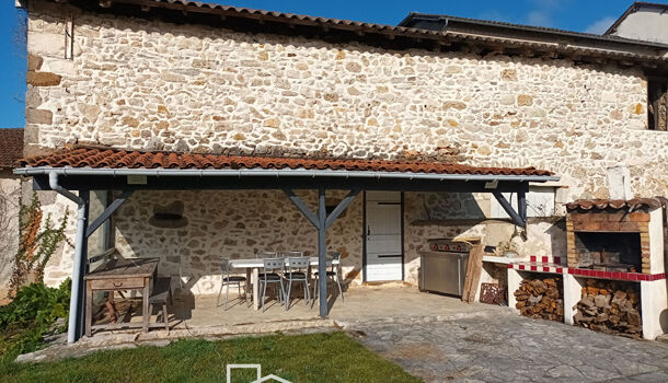 Villa / Maison 4 pièces  à vendre Saint-Santin-de-Maurs 15600