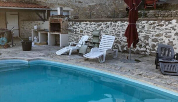 Villa / Maison 4 pièces  à vendre Saint-Santin-de-Maurs 15600