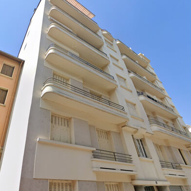 Appartement 3 pièces 180000 €