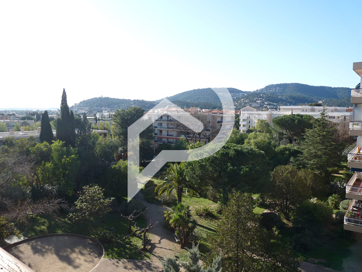 Appartement 4 pièces  à vendre Hyères 83400