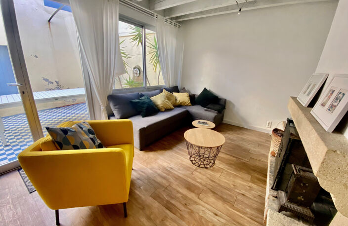 Maison de village avec patio au coeur des remparts — photo 5
