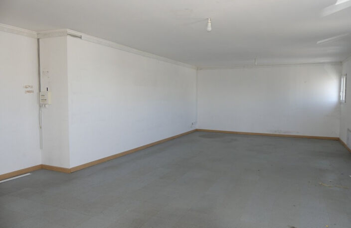 Aigues-Mortes bureaux à vendre — photo 2