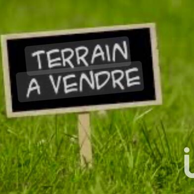 Terrain 550 m²