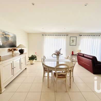 Maison 5 pièces 699000 €