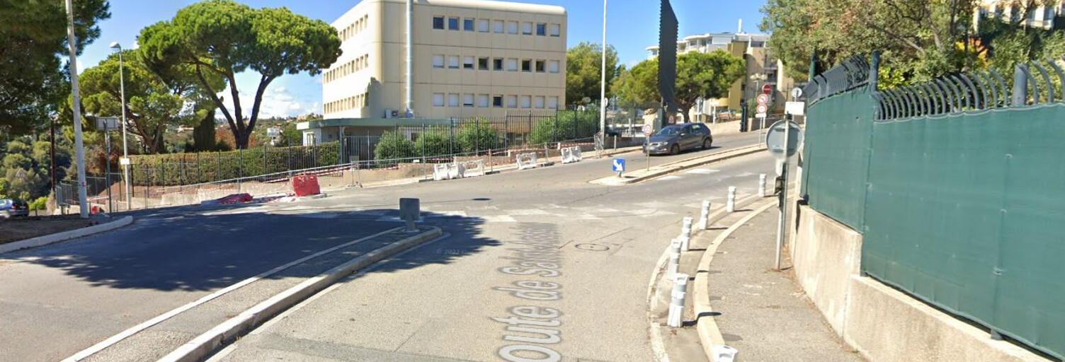 Garage  112 m² à vendre à Nice (06200)