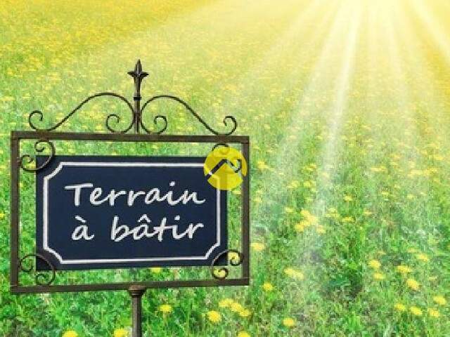 TERRAIN CONSTRUCTIBLE — photo du bien
