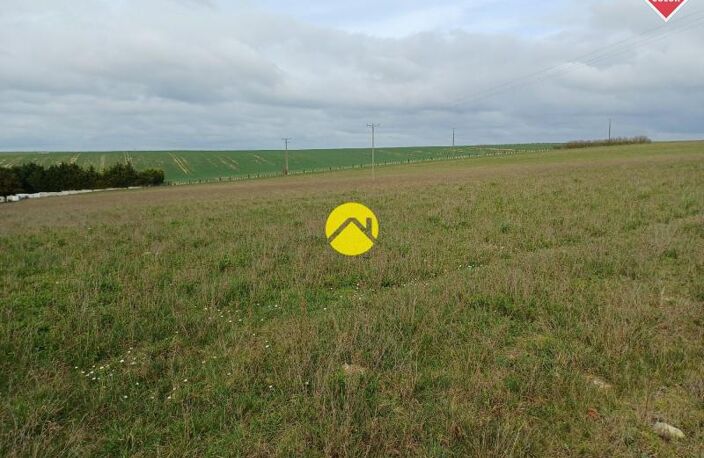 TERRAIN CONSTRUCTIBLE 995 M2 — photo 4