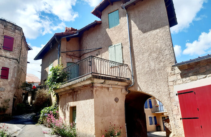 maison de village avec terrain — photo 2