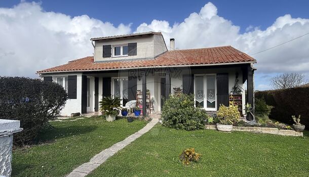 Villa / Maison 4 pièces  à vendre Meschers-sur-Gironde 17132