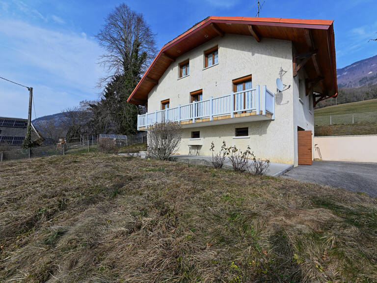 THOIRY, MAISON DE 223 M2 A VENDRE SUR UN TERRAIN DE 4749 — photo 1