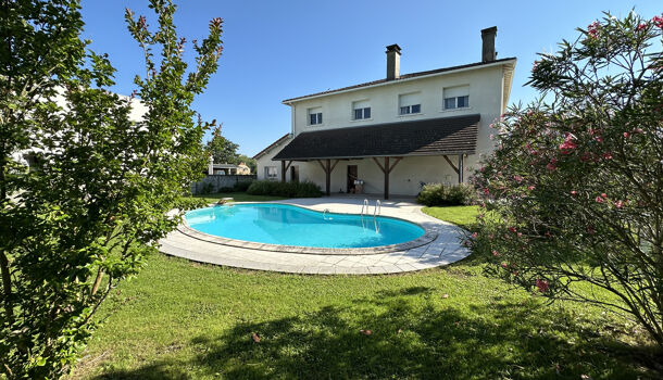 Villa / Maison 10 pièces  à vendre Gelos 64110