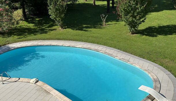 Villa / Maison 10 pièces  à vendre Gelos 64110