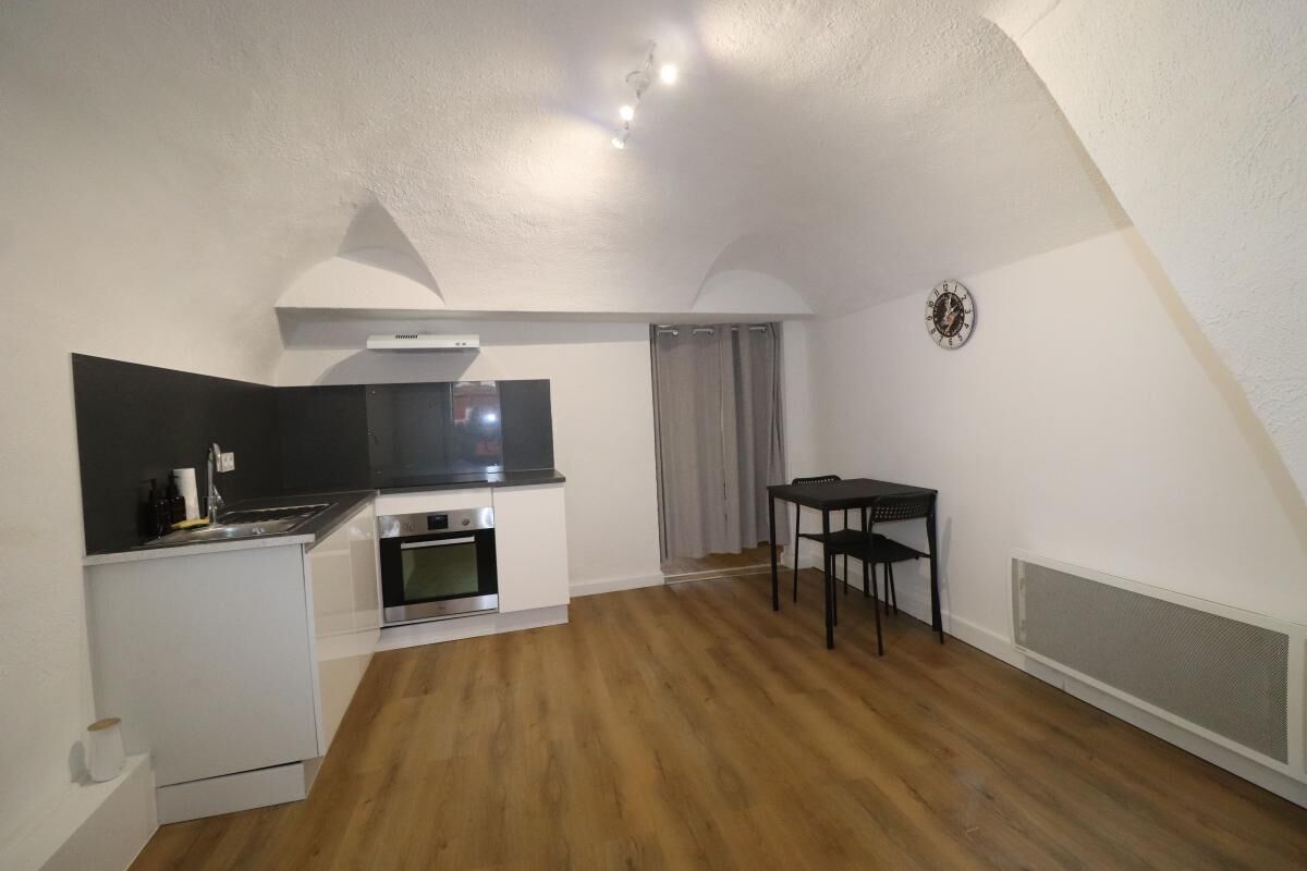 Photo T2 de 2 pièces L Escarene