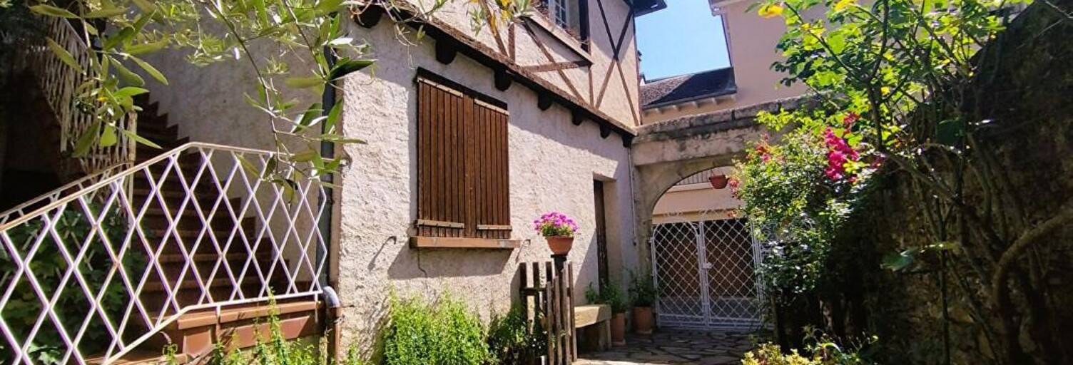 Maison 10 Pièces 305 m² à vendre à Estaing (12190)