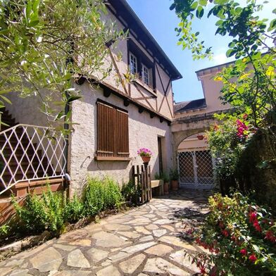 Maison 10 pièces 205000 €