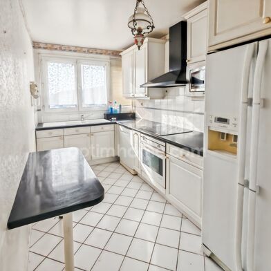 Appartement 5 pièces 153000 €