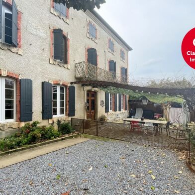 Maison 7 pièces 334 m²