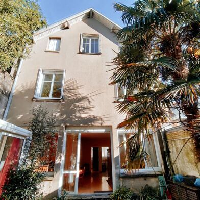 Immeuble  647000 €