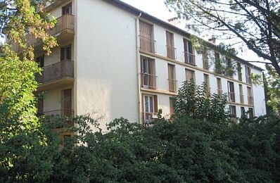 location appartement 1 220 € CC /mois à proximité de Le Puy-Sainte-Réparade (13610)