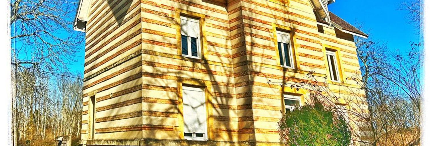 Maison 6 Pièces 190 m² à vendre à Monfaucon (24130)