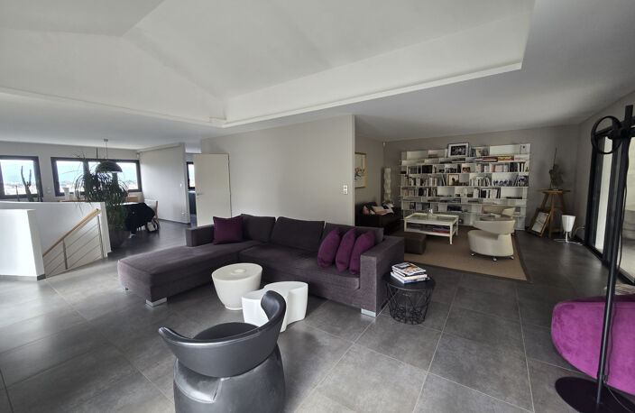 Maison Contemporaine T6 de 220 m2 Vue Panoramique   Ardèche — photo 2