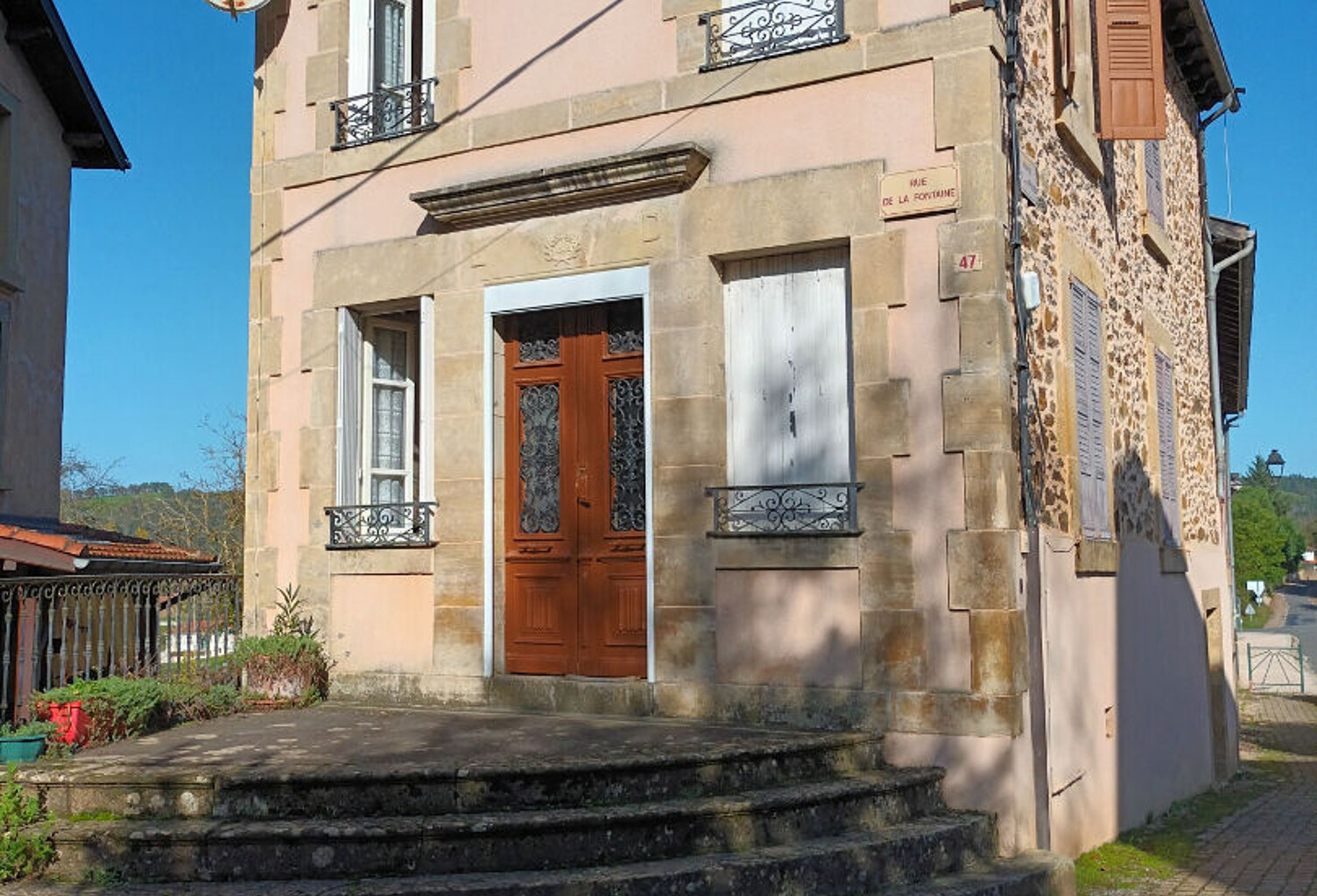 Vallée du Lot- Ensemble immobilier 2 Maisons avec grange en pierre. — photo 1
