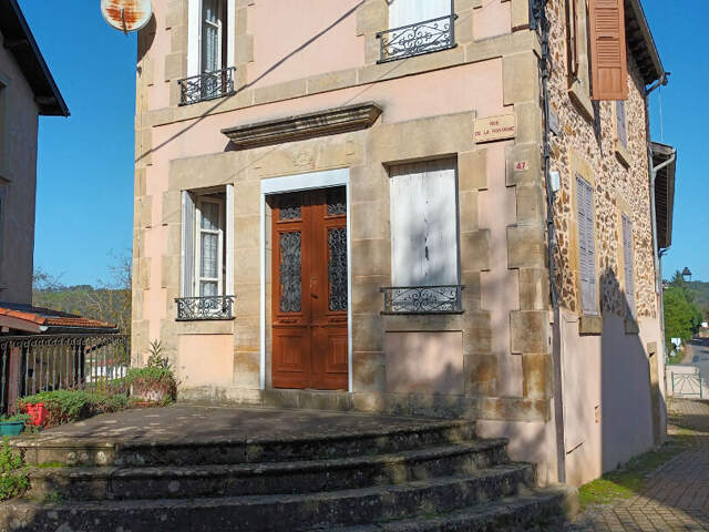 Vallée du Lot- Ensemble immobilier 2 Maisons avec grange en pierre. — photo du bien