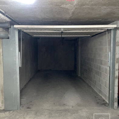 Garage  29500 €