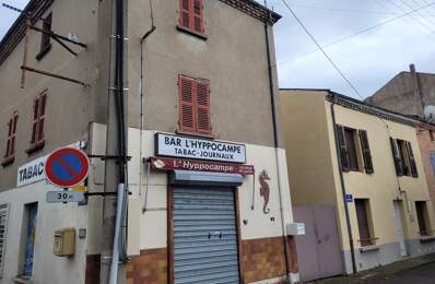 Maison de bourg avec local commercial et fort potentiel — photo du bien