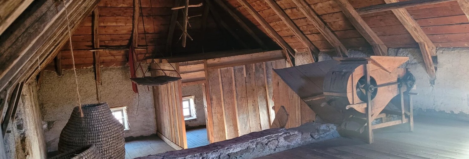 Maison 4 Pièces 152 m² à vendre à La Chapelle-Marcousse (63420)